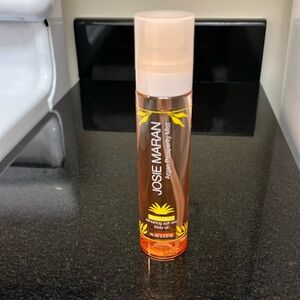 (NEW) JOSIE MARAN Argan Prosperity Mist Refreshing Soft Skin Body Oil